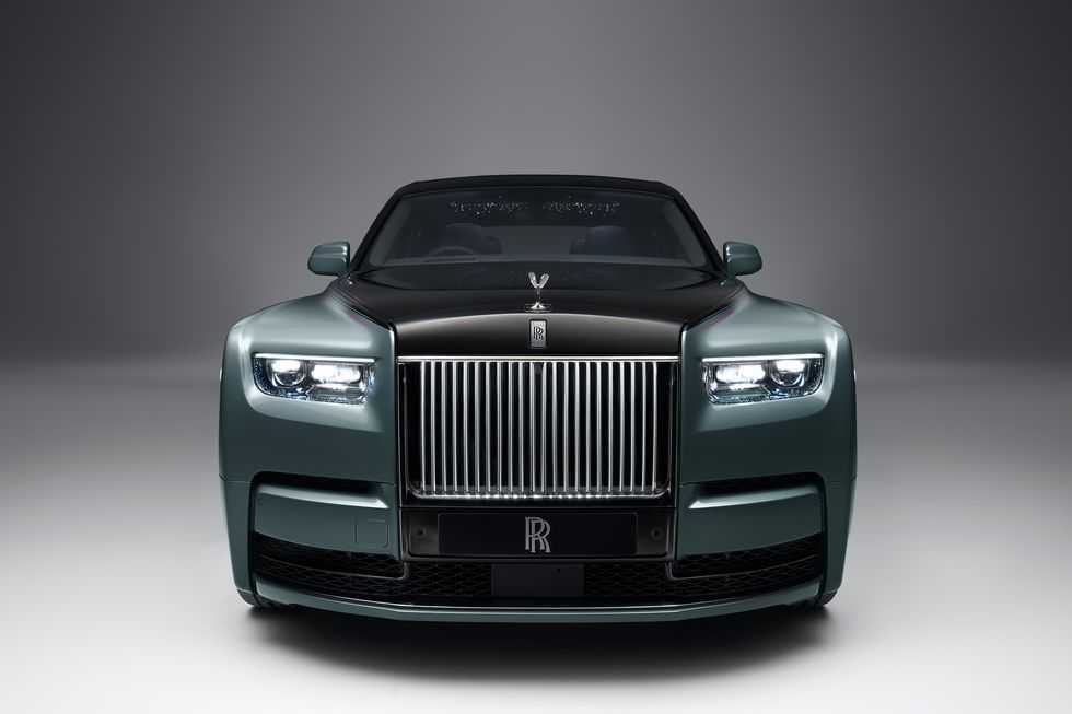2022 BRAND NEW ROLLS ROYCE PHANTOM BESPOKE | GCC | DEALER WARRANTY SERVICE | INDIVIDUAL SEATS-pic_2