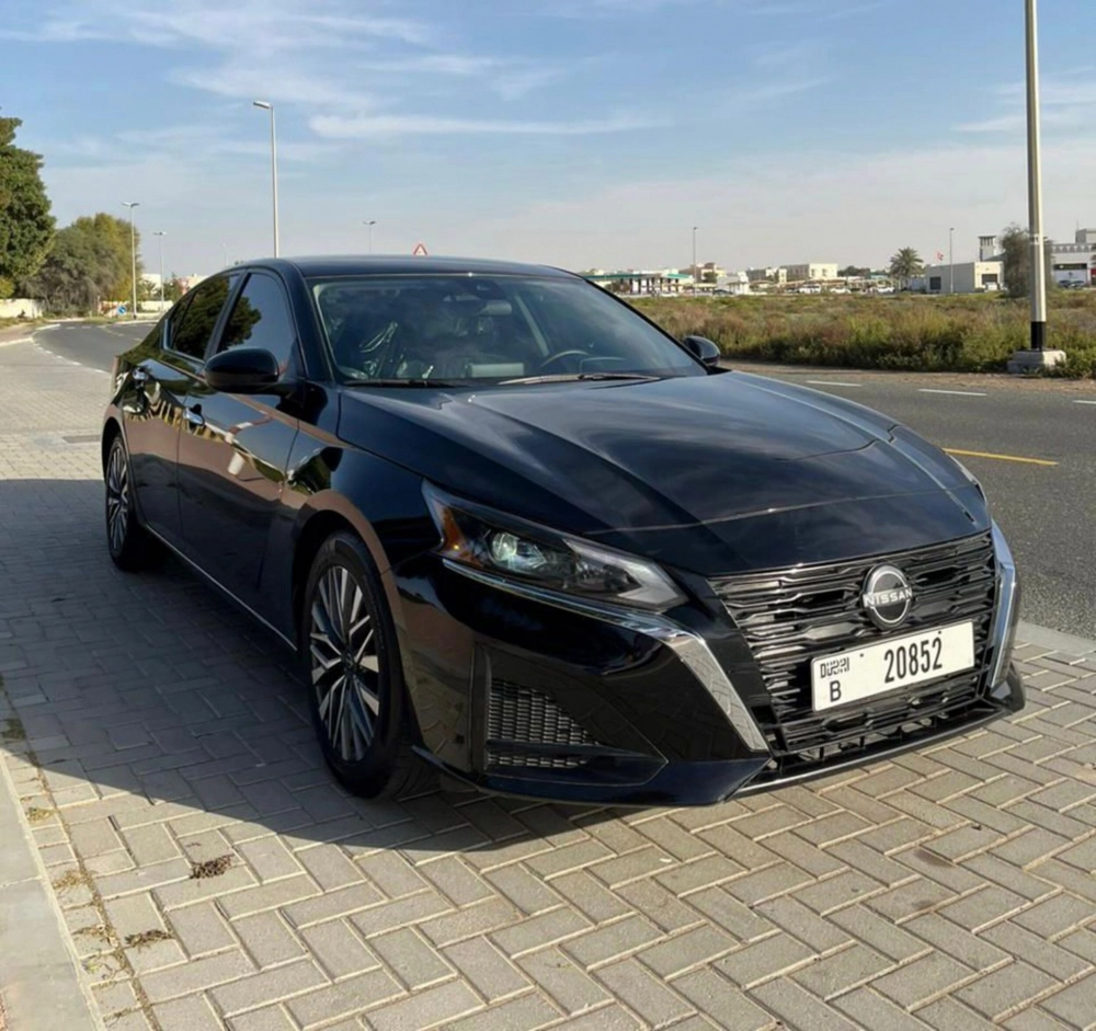Rent Nissan Altima 2023 in Dubai-pic_1