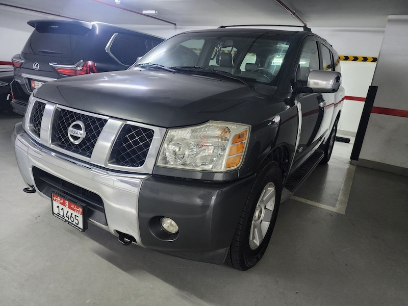 Nissan Armada LE-image