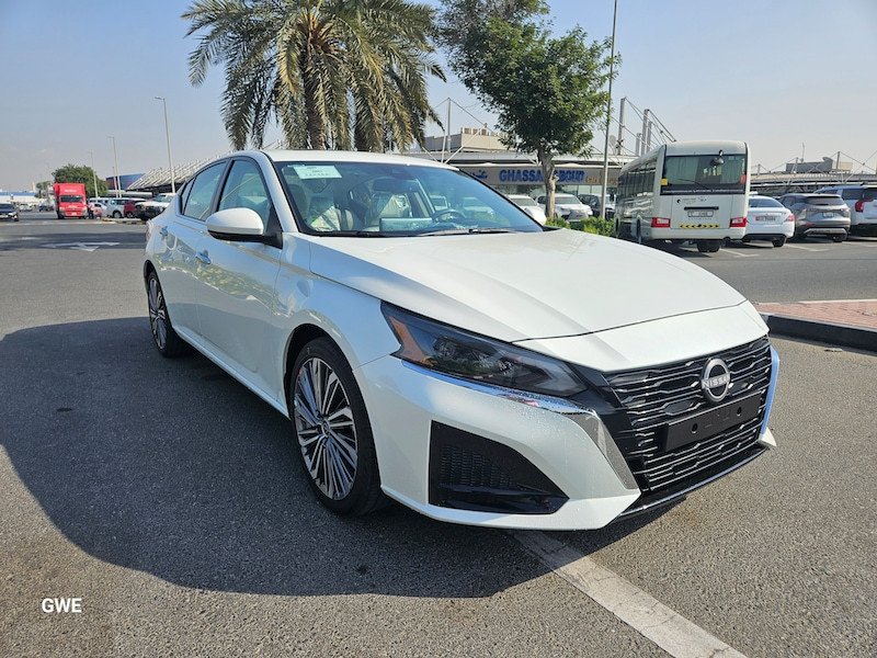 Nissan Altima SV-image