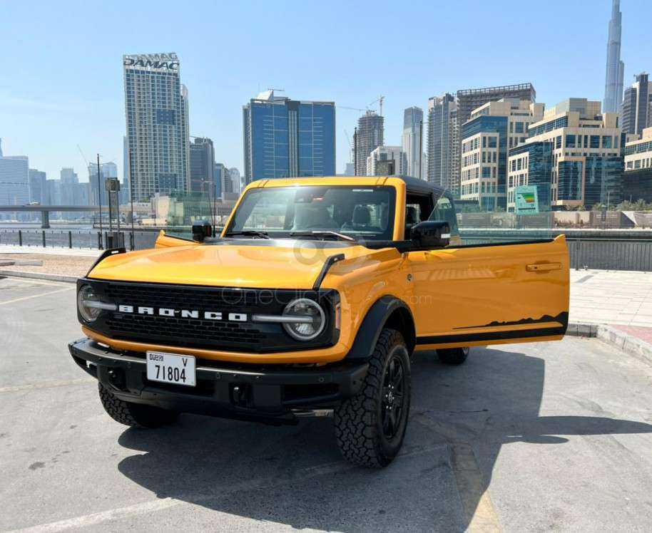 Rent Ford Bronco Wildtrak 2021 in Dubai - Off-Road Adventure-pic_3