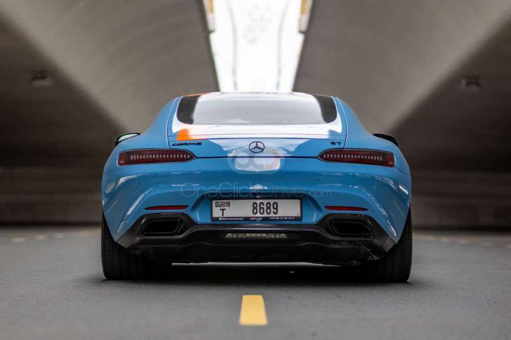 Rent Mercedes Benz AMG GT 2020 in Dubai-pic_5