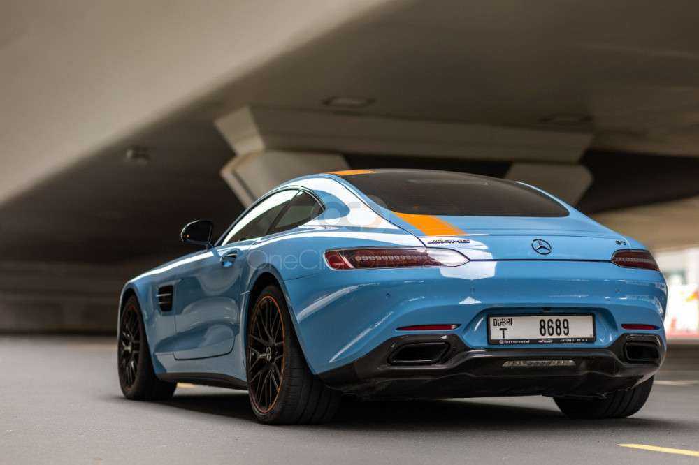 Rent Mercedes Benz AMG GT 2020 in Dubai-pic_6