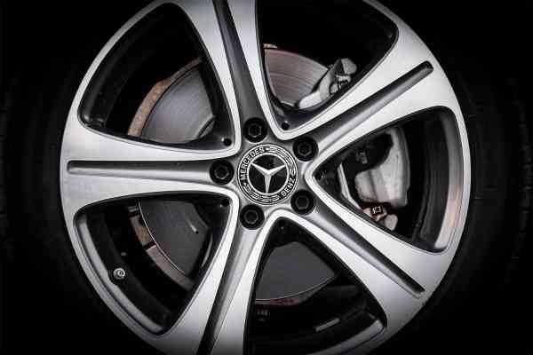 RENT MERCEDES BENZ C300 2021 IN DUBAI-pic_4
