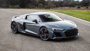 RENT AUDI R8 COUPE V10 2022 IN DUBAI-pic_4