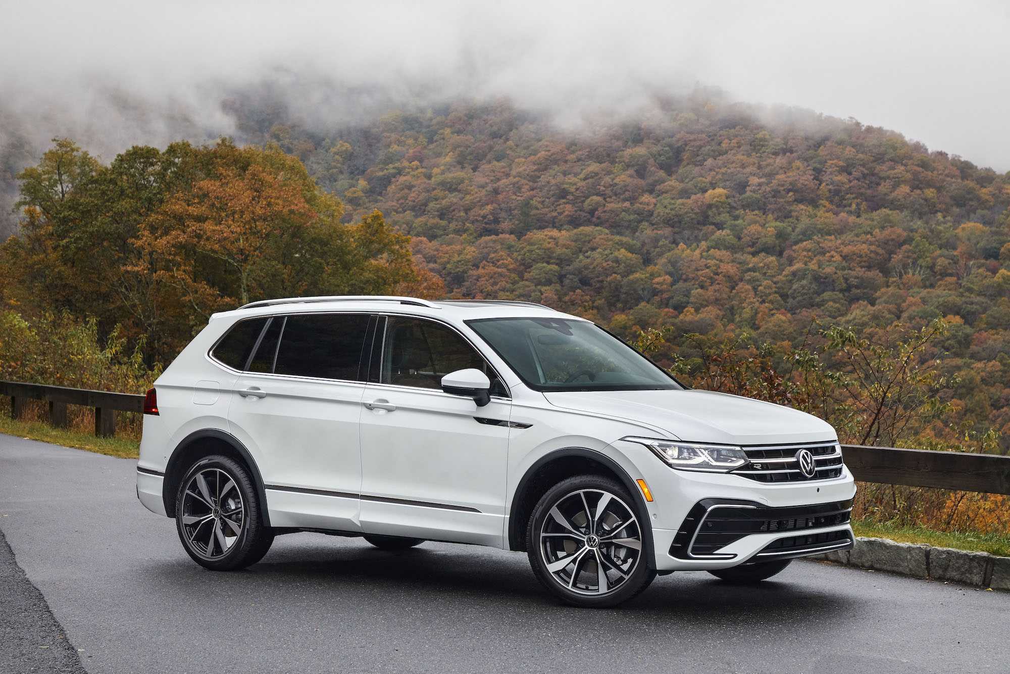 2020 Volkswagen Tiguan SEL SUV-pic_3