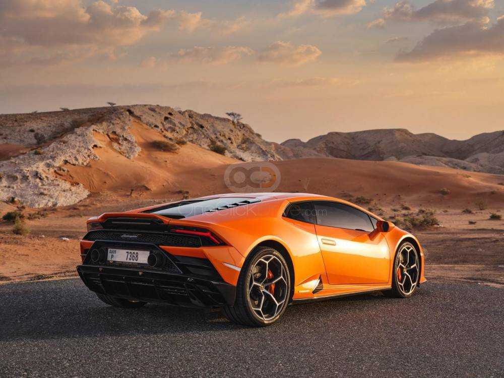 RENT LAMBORGHINI HURACAN EVO 2021 IN DUBAI-pic_1
