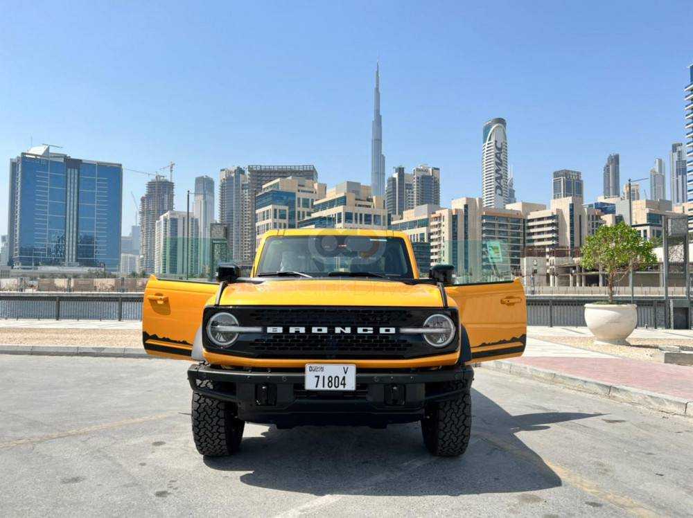 Rent Ford Bronco Wildtrak 2021 in Dubai - Off-Road Adventure-pic_1