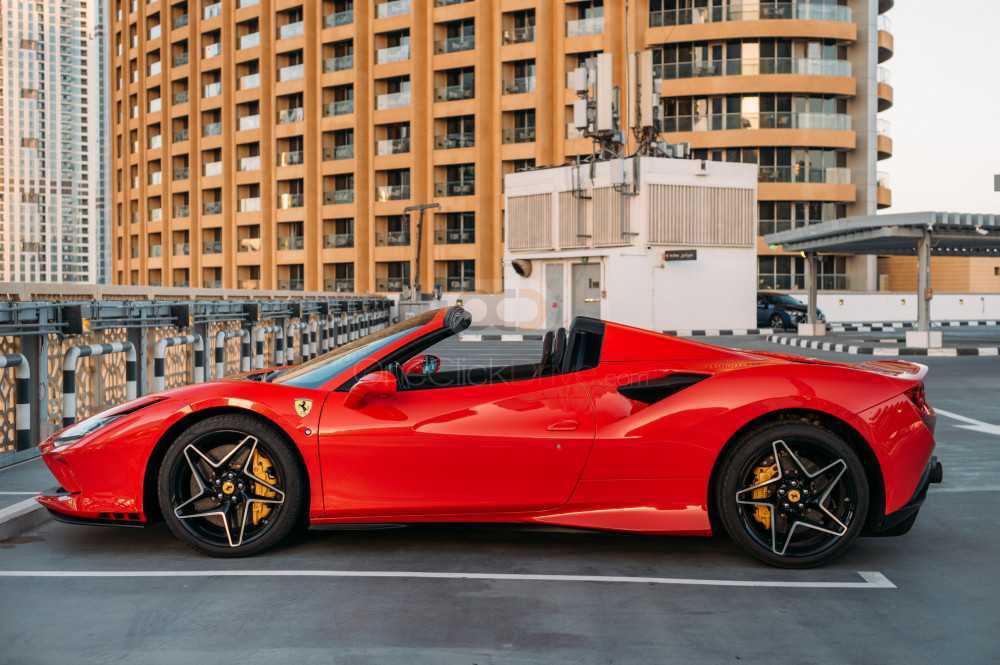 RENT FERRARI F8 TRIBUTO SPIDER 2022 IN DUBAI-pic_2