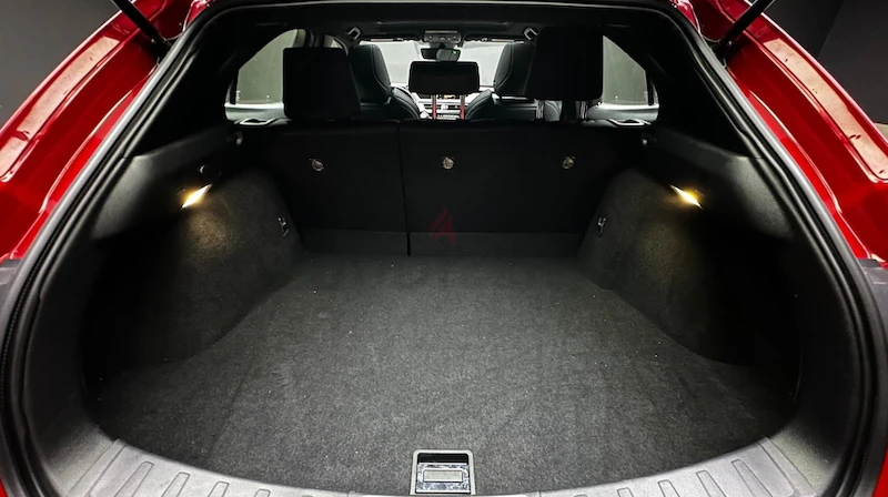 Lexus UX 200 F Sport Platinum-pic_4