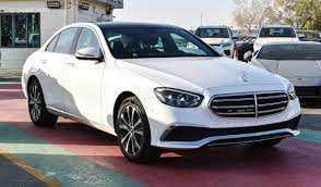 Mercedes-Benz E 200 | Exclusive | 2022 | Brand New-pic_2