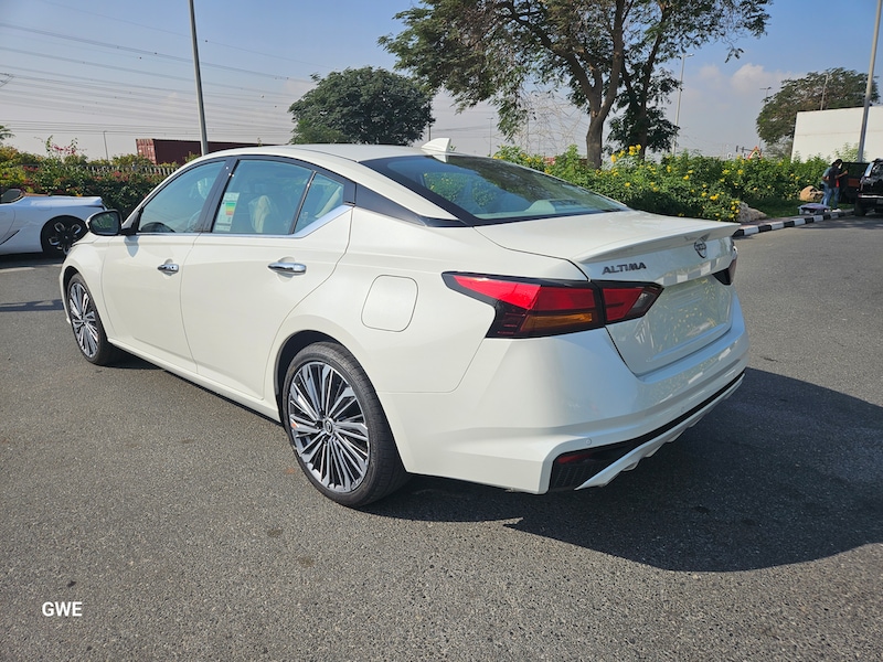 Nissan Altima SV-pic_5