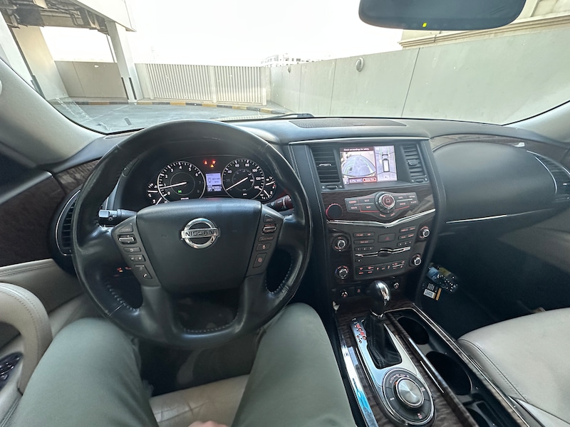 Nissan Armada Platinum-pic_6