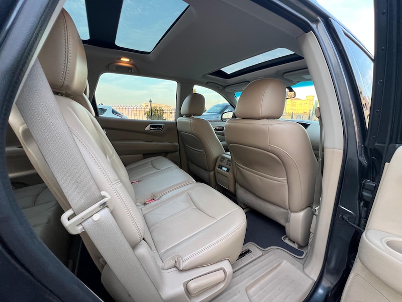 Nissan Pathfinder SV-pic_6