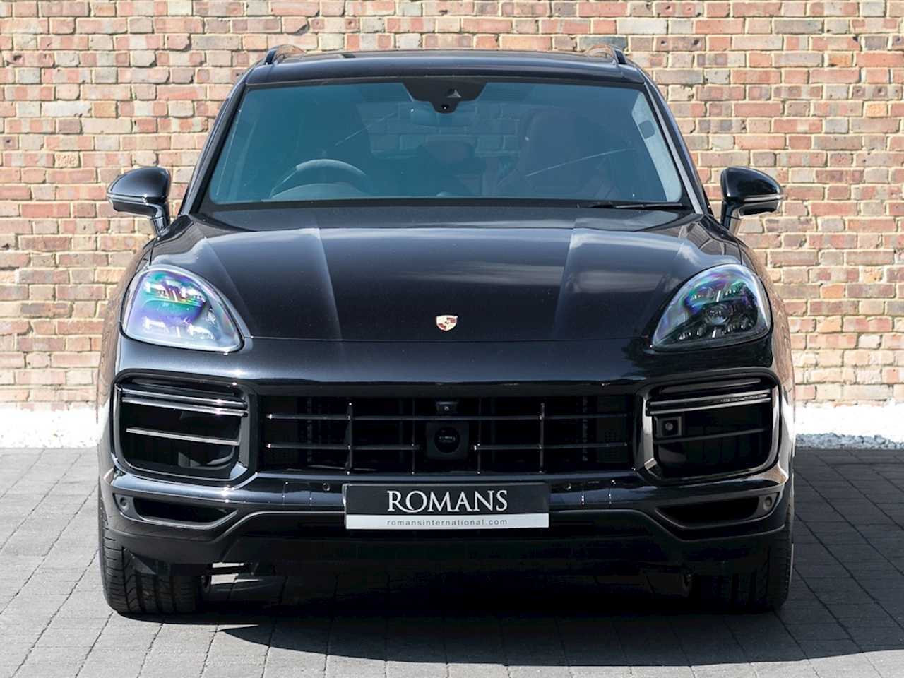 Rent PORSCHE CAYENNE TURBO GT 2022-pic_4