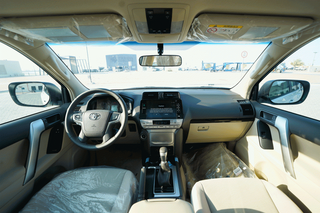 Rent a Toyota Prado 2010-pic_4